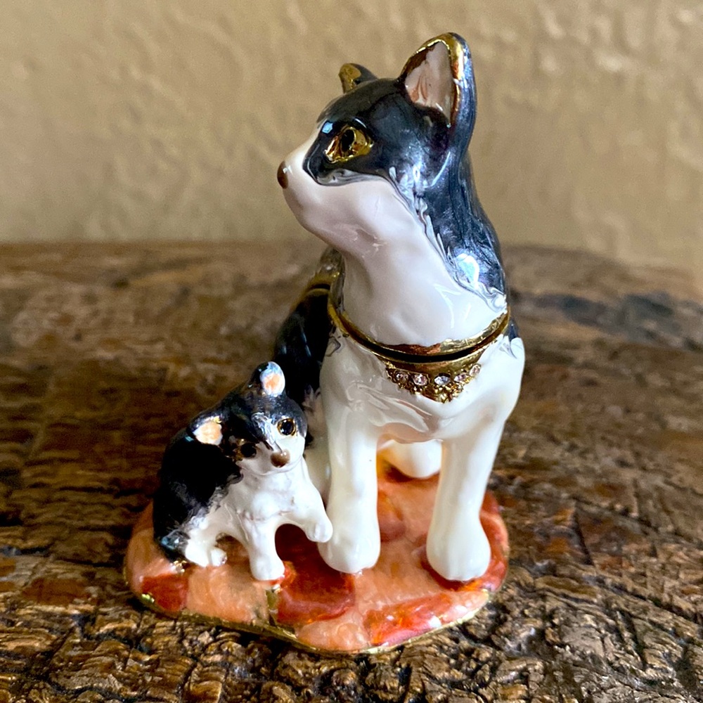 🐾Vintage🐾Cat & Kitten🐈⬛Enameled Hinged Box - Picture 4 of 11